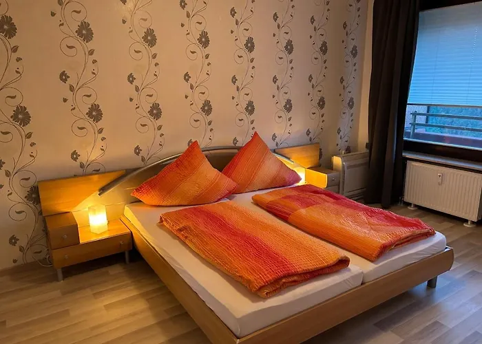 -schoene Aussicht- Im Taunusblick A-1003