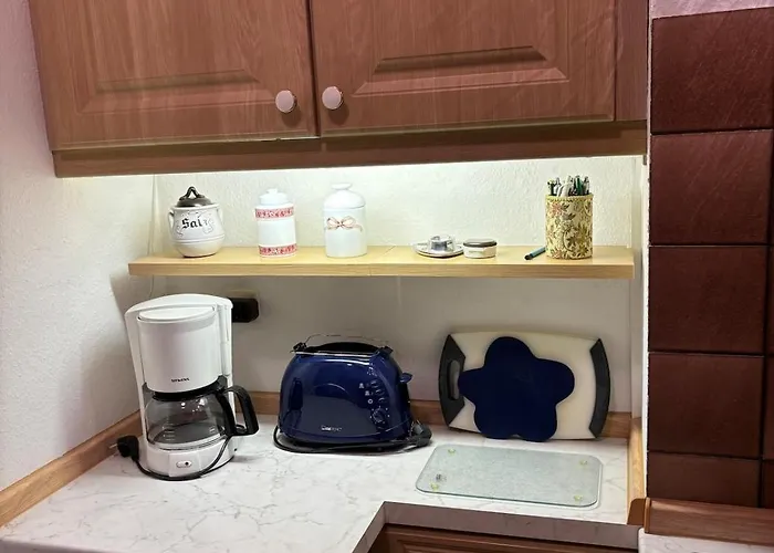 -schoene Aussicht- Im Taunusblick A-1003 *